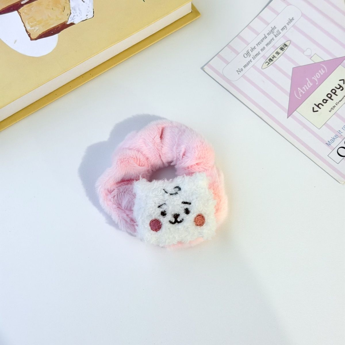 Boneka plush BT21 imut, ikat r - Anime Fan Merchandise ulasan dan harga